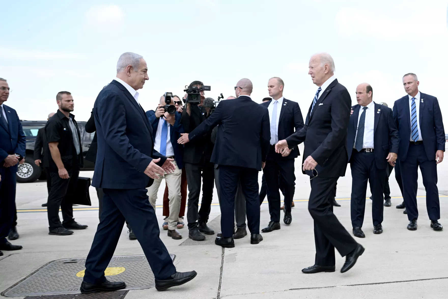 Live updates Biden says he s outraged by the Gaza hospital blast