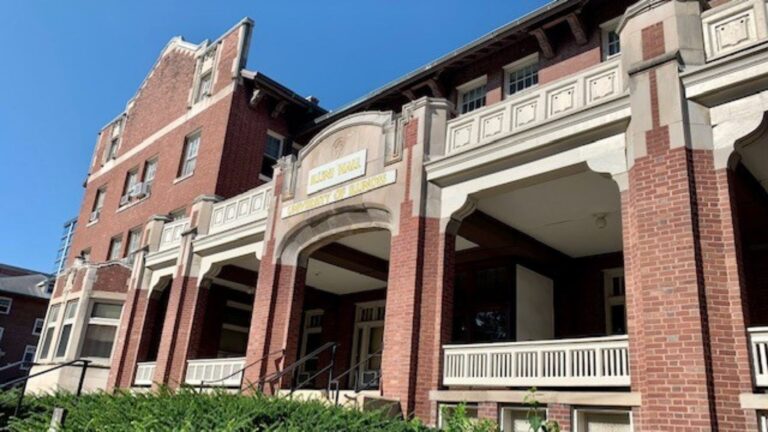 Tuition is going up for incoming University of Illinois undergrads