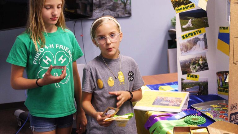 This group of Philo students are sharing their love for Ukraine at the Illinois State Fair